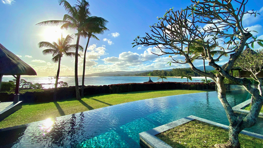 Shanti Maurice Resort & Spa